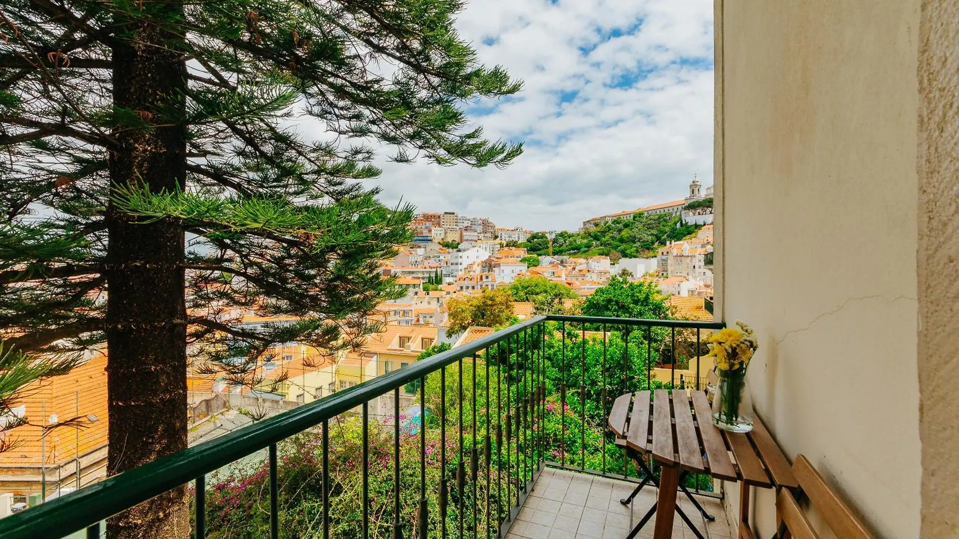 Rent4Rest Dream View Apartment Lisbon 0*,