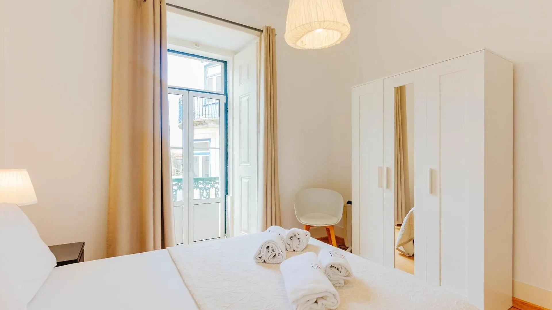 Rent4Rest Dream View Apartment Lizbona